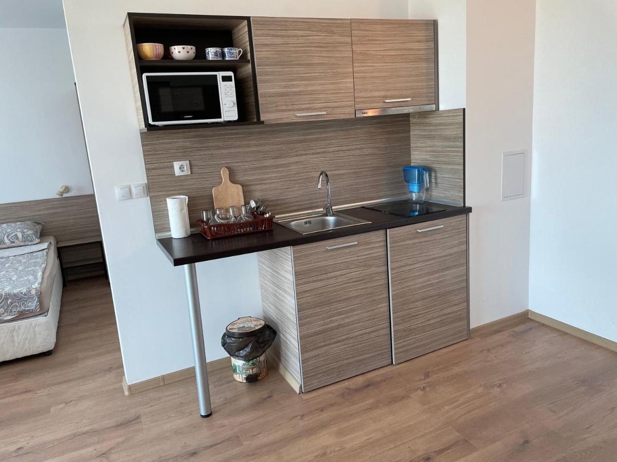 Ferienwohnung Апартамент В Сарафово Burgas City Exterior foto