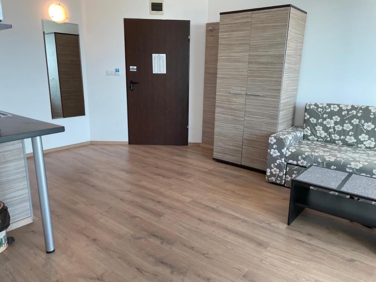 Ferienwohnung Апартамент В Сарафово Burgas City Exterior foto
